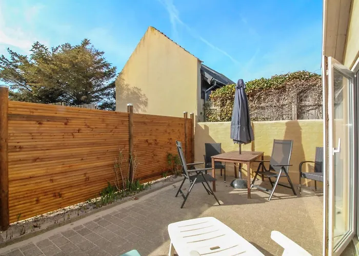 Armi - 75m From The Sea By Interhome *